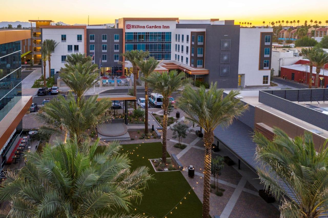 Hilton Garden Inn Chandler Downtown Экстерьер фото